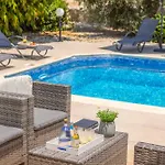 Villa Orange Tree Lachi