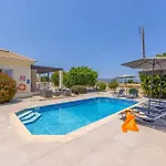 Villa Orange Tree *