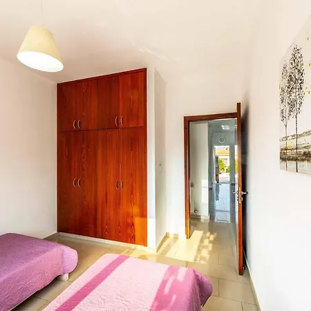 Villa Orange Tree *