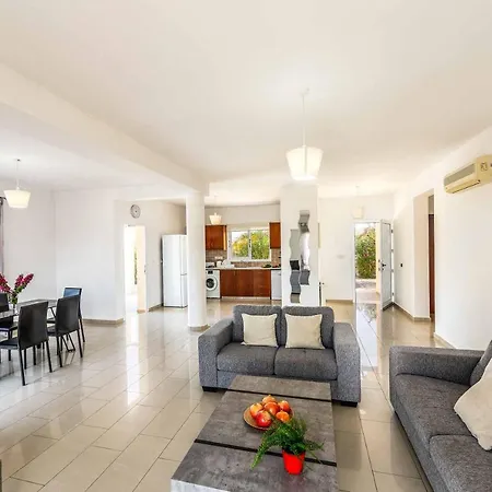 Orange Tree Villa Latchi