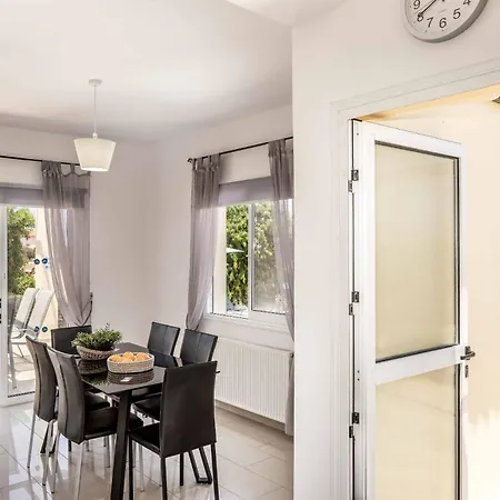 Orange Tree فيلة لاشي