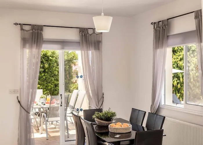 Orange Tree Βίλα *