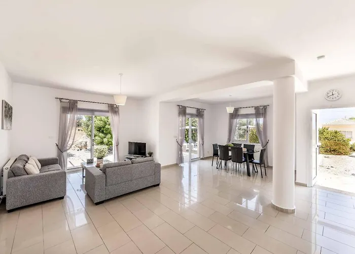 Βίλα Orange Tree